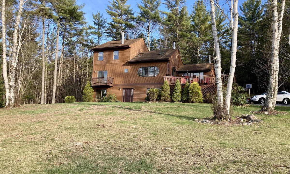 Adirondack House | Beautiful and private - Mt. Meadows Lodge