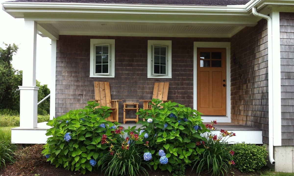 Little Compton House | Beautiful and Relaxing Beach Community Home