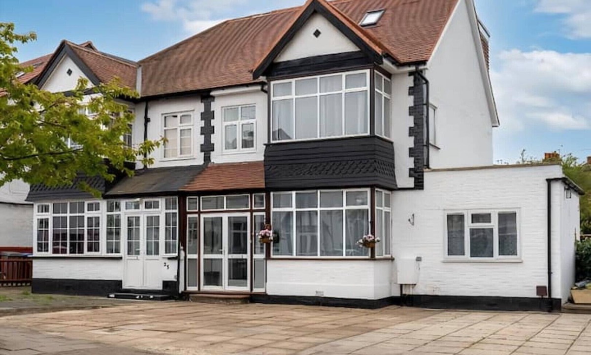 Wembley Central House | Beautiful and spacious home