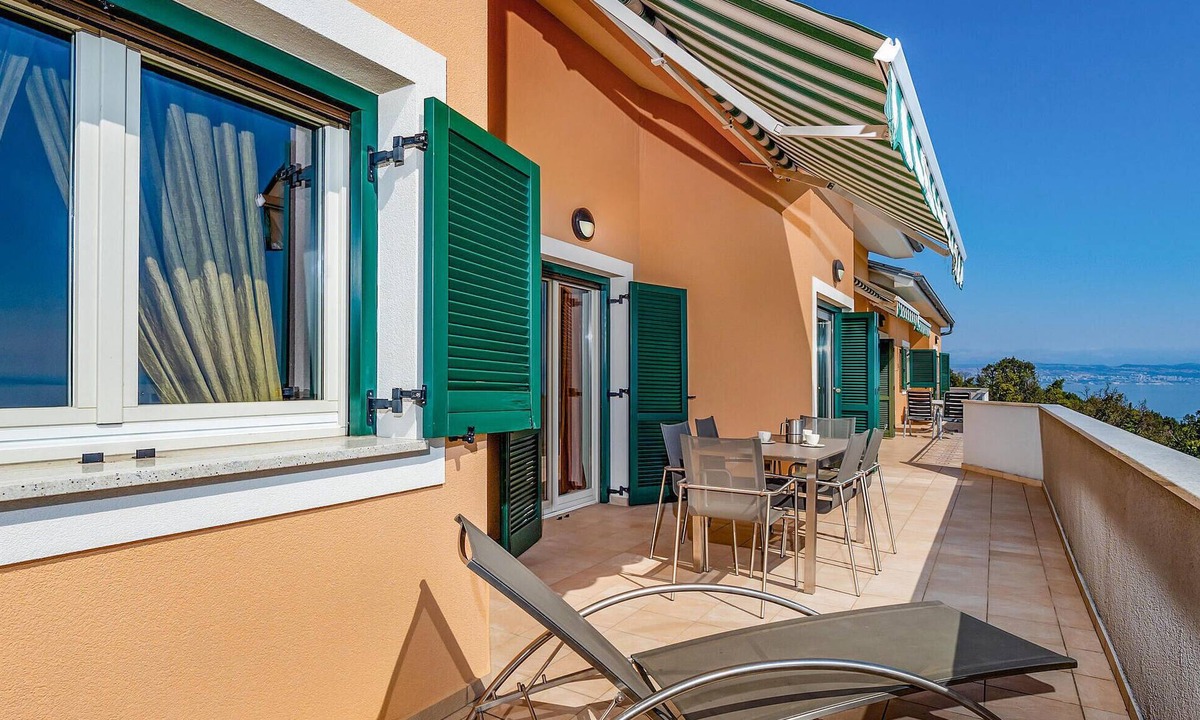 Donji Kraj Apartment | Beautiful apartment in Moscenicka Draga with WiFi
