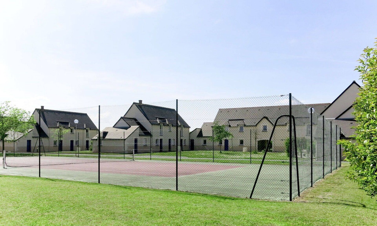 Azay-le-Rideau House | Beautiful apartment in villa for 6 people with WIFI, pool, TV, terrace and pets allowed