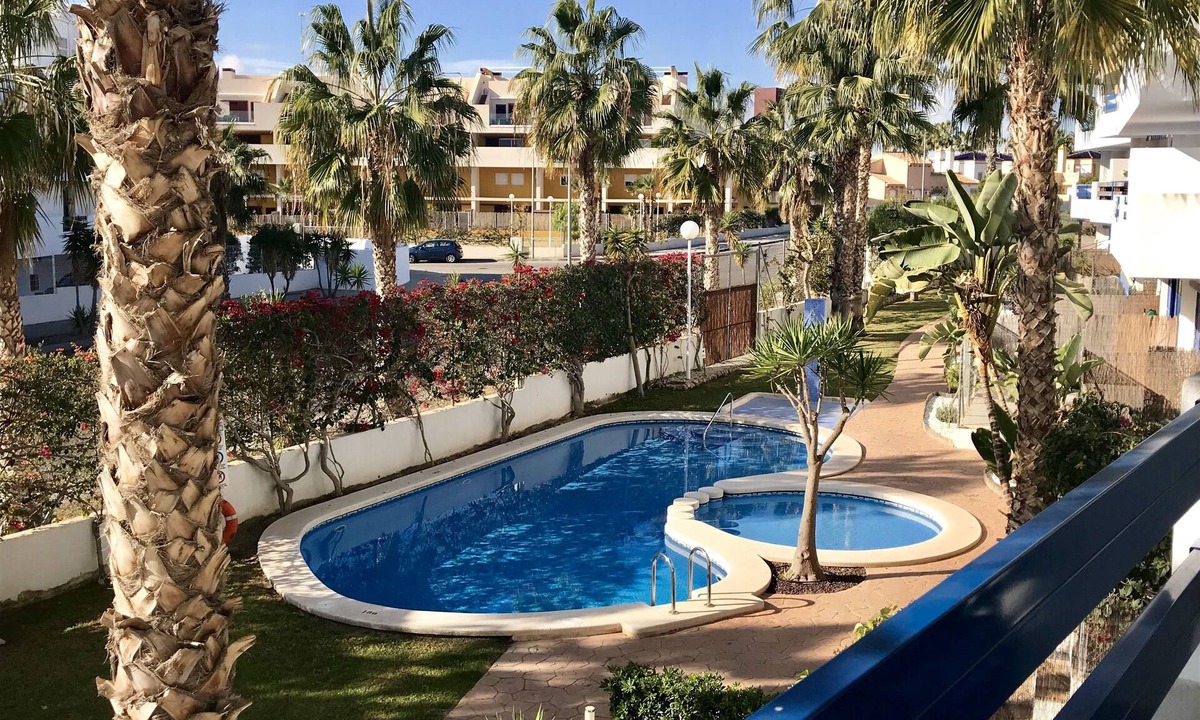 Flamenca Beach Apartment | Beautiful apartment with 2 bedrooms and 2 bathrooms, air conditioning