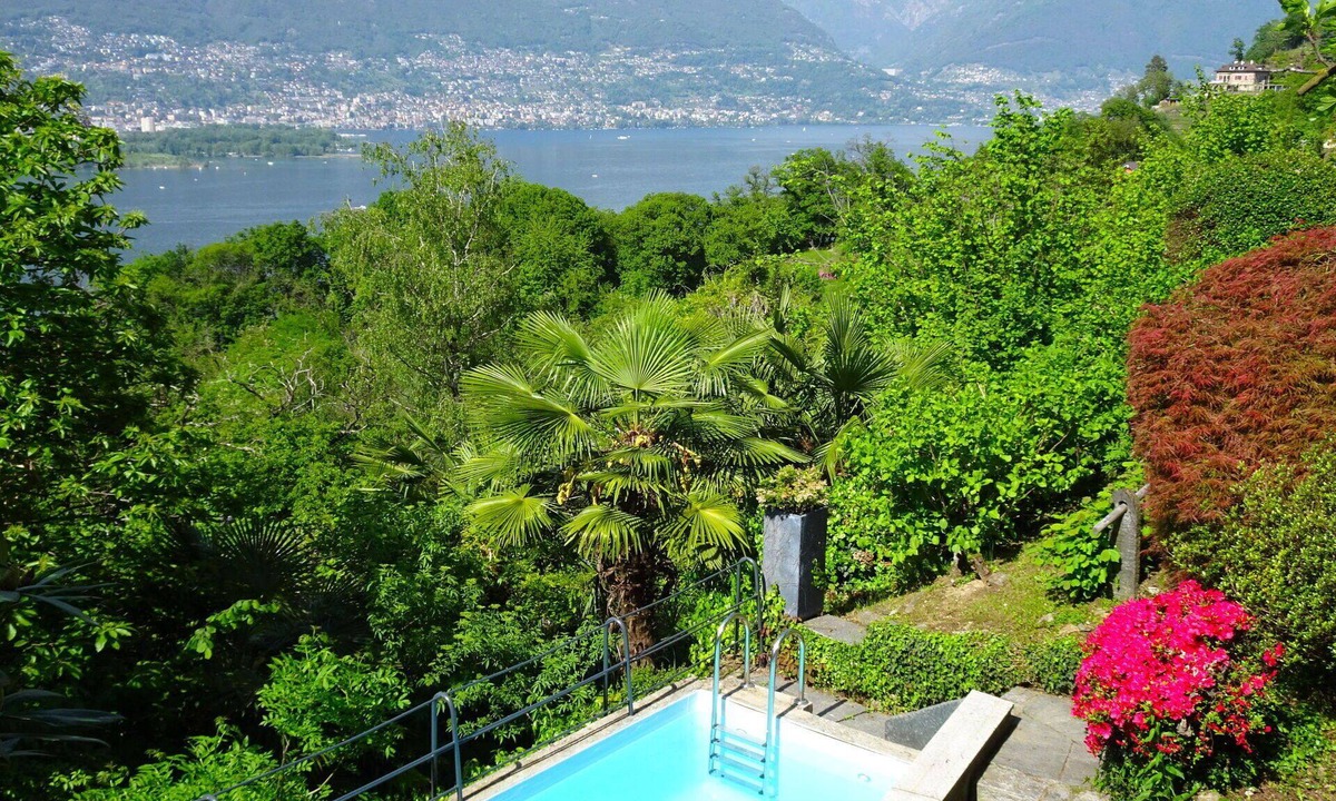 San Nazzaro Apartment | Beautiful apartment for 4 people with pool, WIFI, TV, patio, pets allowed and panoramic view