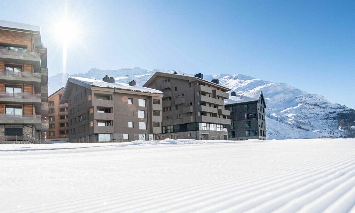 Andermatt Apartment | Beautiful apartment for 5 guests with WIFI, TV and parking