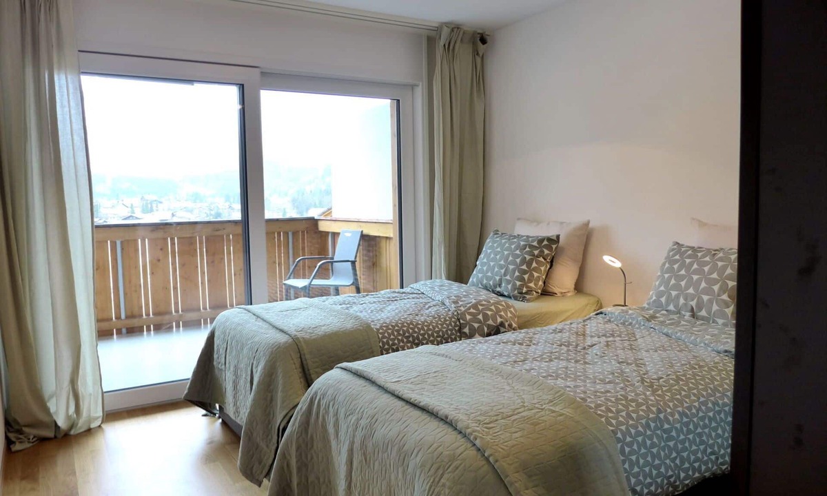 Blausee Apartment | Beautiful apartment for 4 guests with WIFI, TV, balcony, pets allowed and panoramic view
