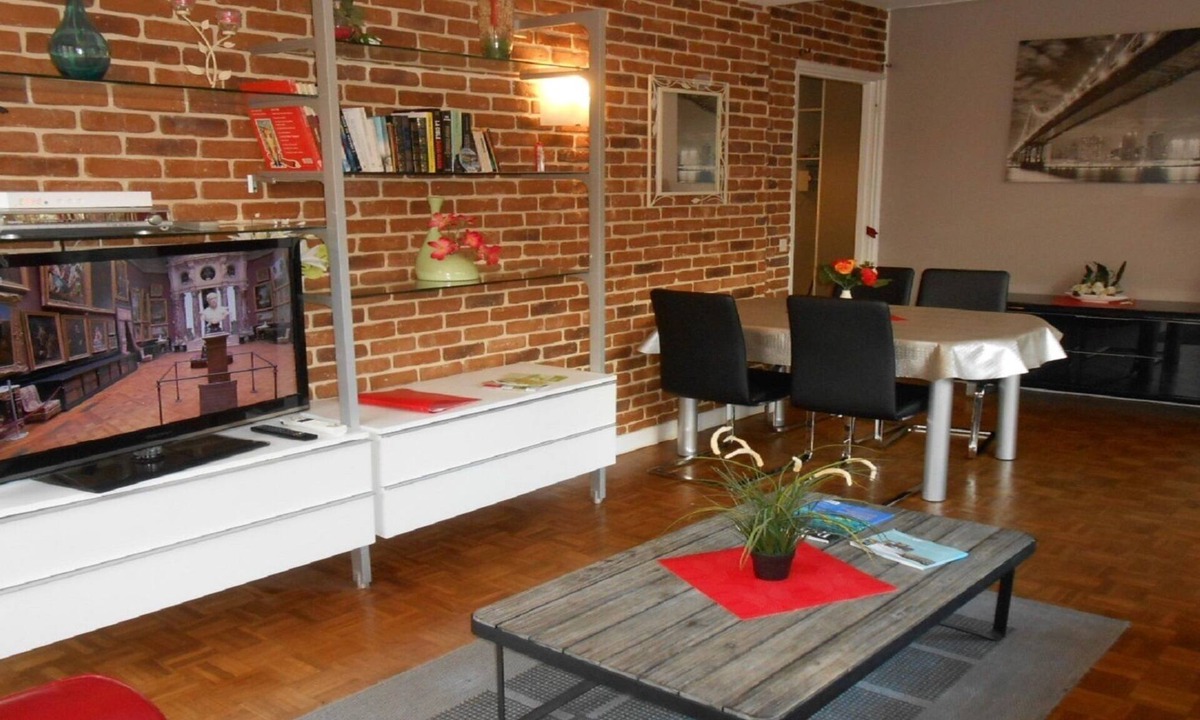 Centre Ville Rive Gauche Apartment | Beautiful apartment downtown Rouen