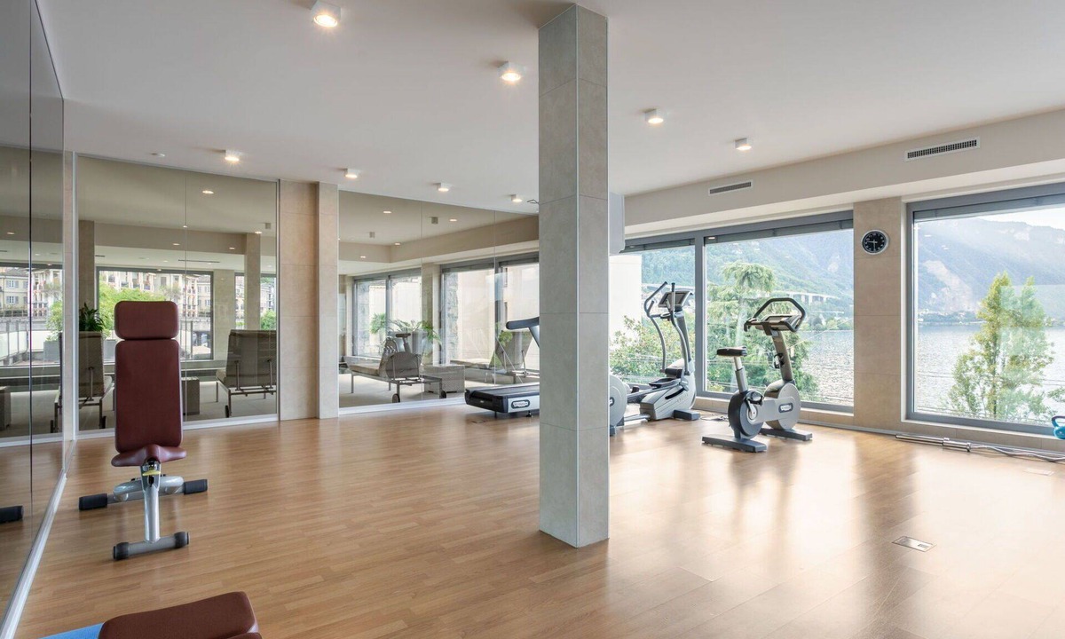 Montreux Apartment | Beautiful apartment for 2 guests with pool, A/C, WIFI, TV, terrace and panoramic view