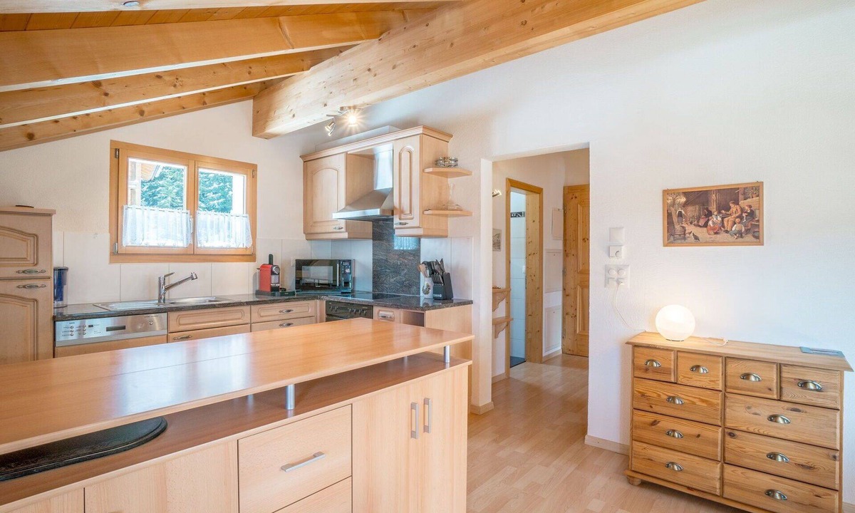 Riom-Parsonz Apartment | Beautiful apartment for 6 people with WIFI, TV, balcony, pets allowed and panoramic view