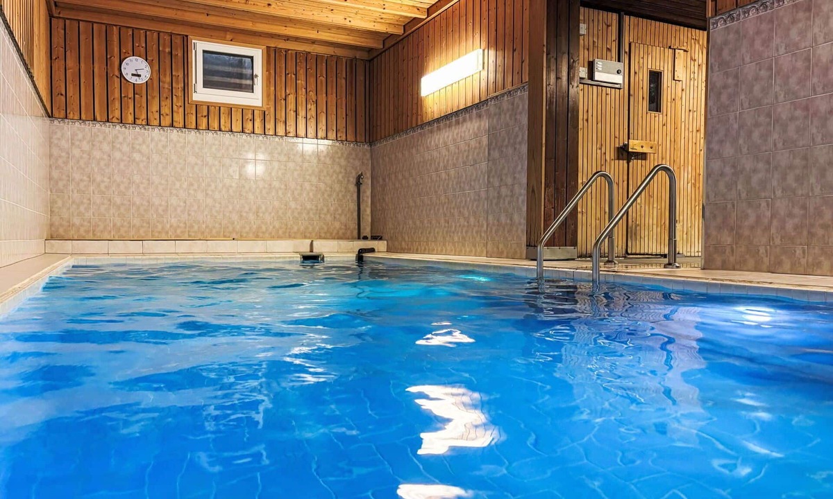 Acletta Apartment | Beautiful apartment for 6 people with pool, WIFI, TV, balcony and panoramic view
