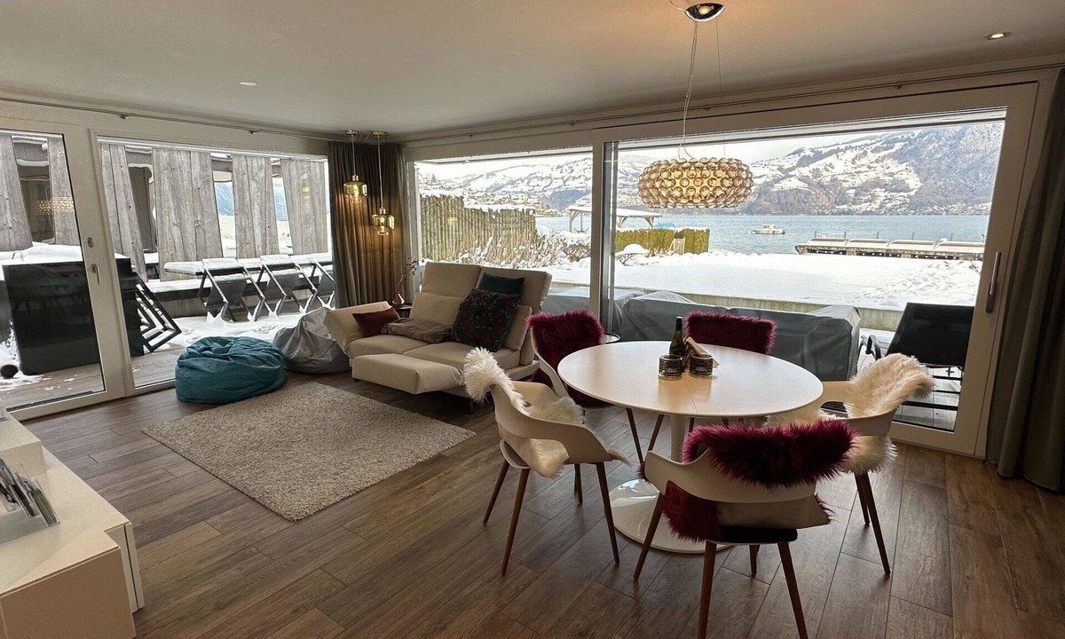 Faulensee Apartment | Beautiful apartment for 4 guests with WIFI, TV, balcony and parking