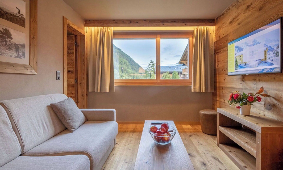 Zinal Apartment | Beautiful apartment for 6 guests with WIFI, terrace and pets allowed