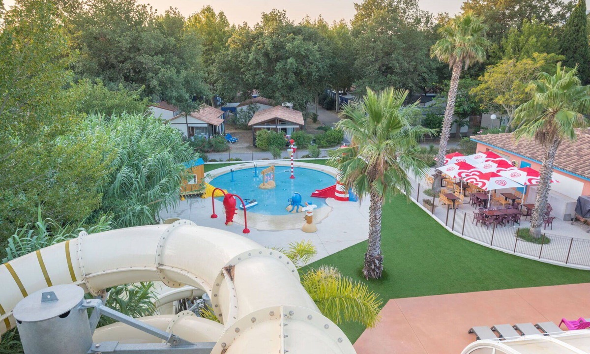 Argeles-sur-Mer House | Beautiful apartment in villa for 8 people with WIFI, A/C, pool, TV, terrace and pets allowed
