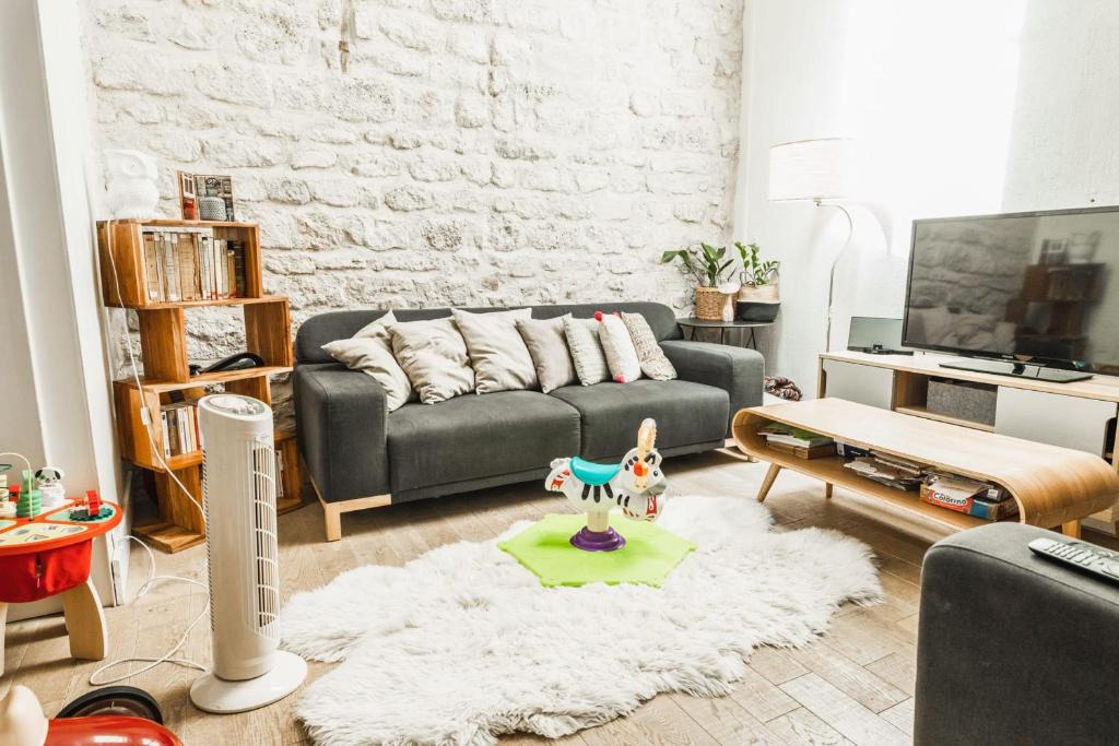 17th Arrondissement Apartment | Beautiful apartment in Batignolles