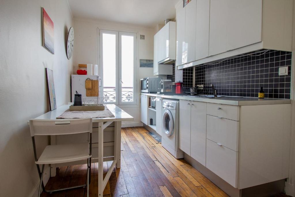 15th Arrondissement Apartment | Beautiful apartment in BEAUGRENELLE