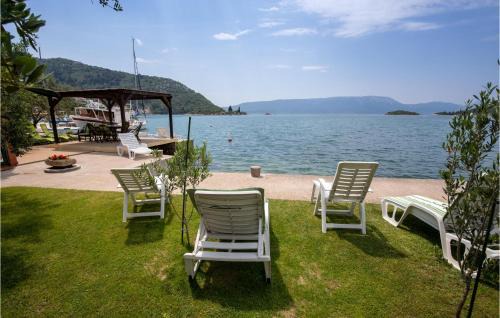 Blace Apartment | Beautiful Apartment In Blace With Wifi