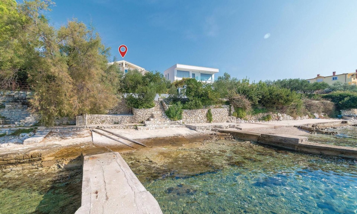 Kozino Apartment | Beautiful apartment in Kozino with house sea view