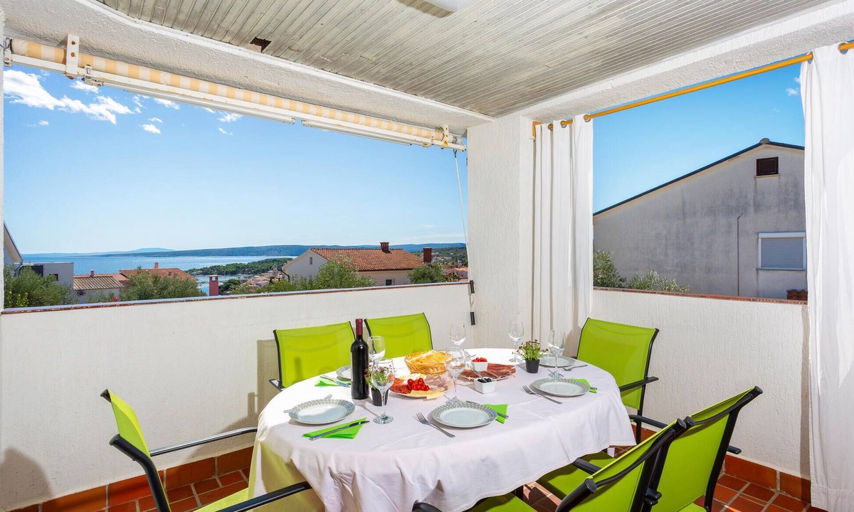 Krk Apartment | Beautiful apartment in Krk with WiFi