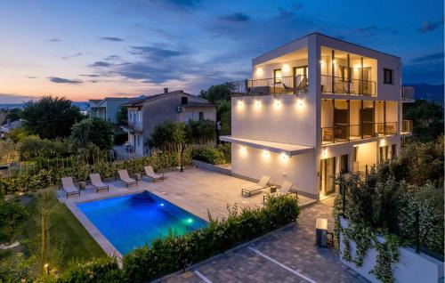 Omisalj Apartment | Beautiful Apartment In Omisalj