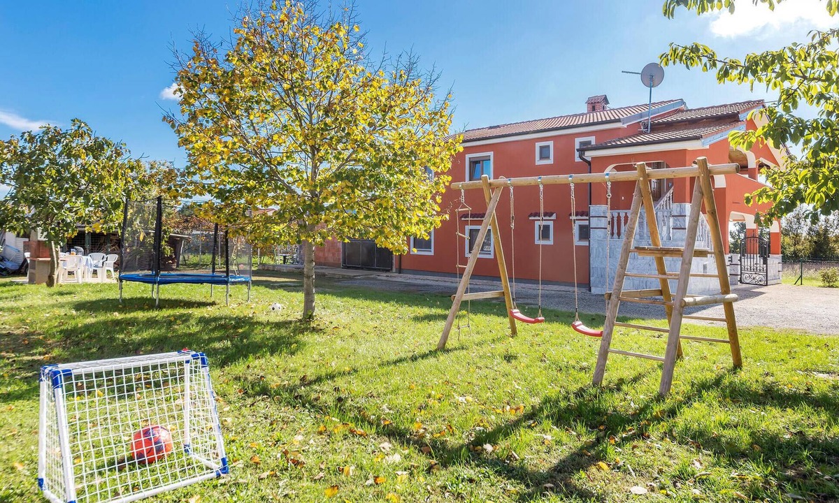 Loborika Apartment | Beautiful apartment in Pula with WiFi