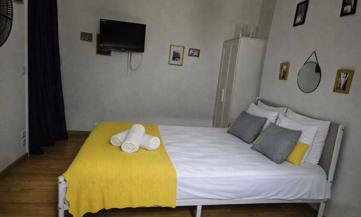 Quartier de la Folie-Mericourt Apartment | Beautiful apartment in République & Marais
