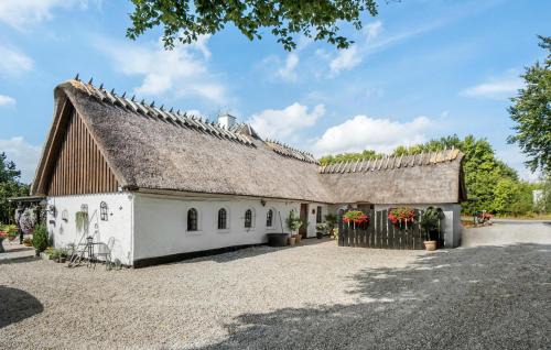 Varbjerg Apartment | Beautiful Apartment In Tommerup