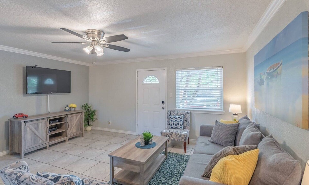 Mahncke Park Apartment | Beautiful Apartment @ The Botanical Gardens #6