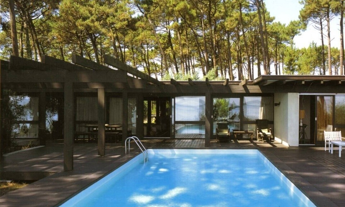 Biscarrosse House | Beautiful architect's villa from the 70s