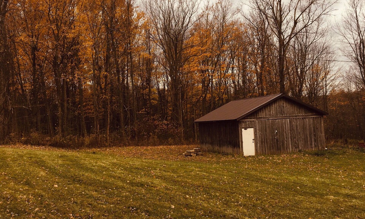 Wolcott House | Beautiful barn retreat in tranquil Wolcott for a peaceful stay