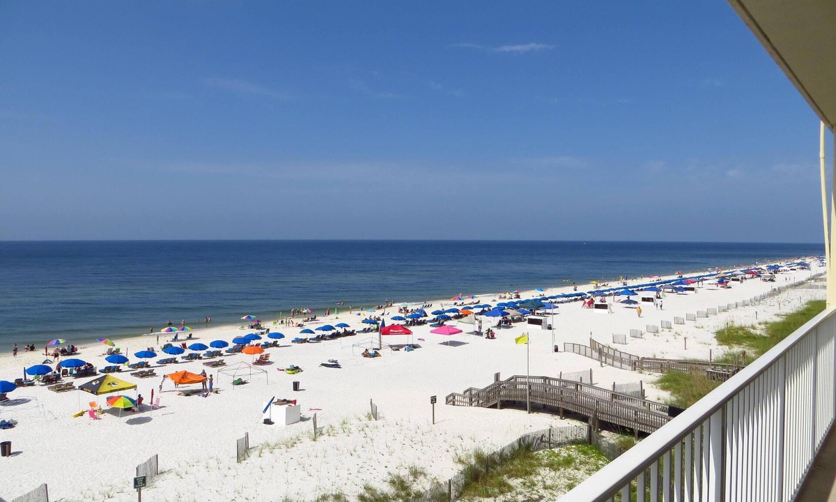 Gulf Shores Condo | Beautiful Beachfront Bliss in Gulf Shores!