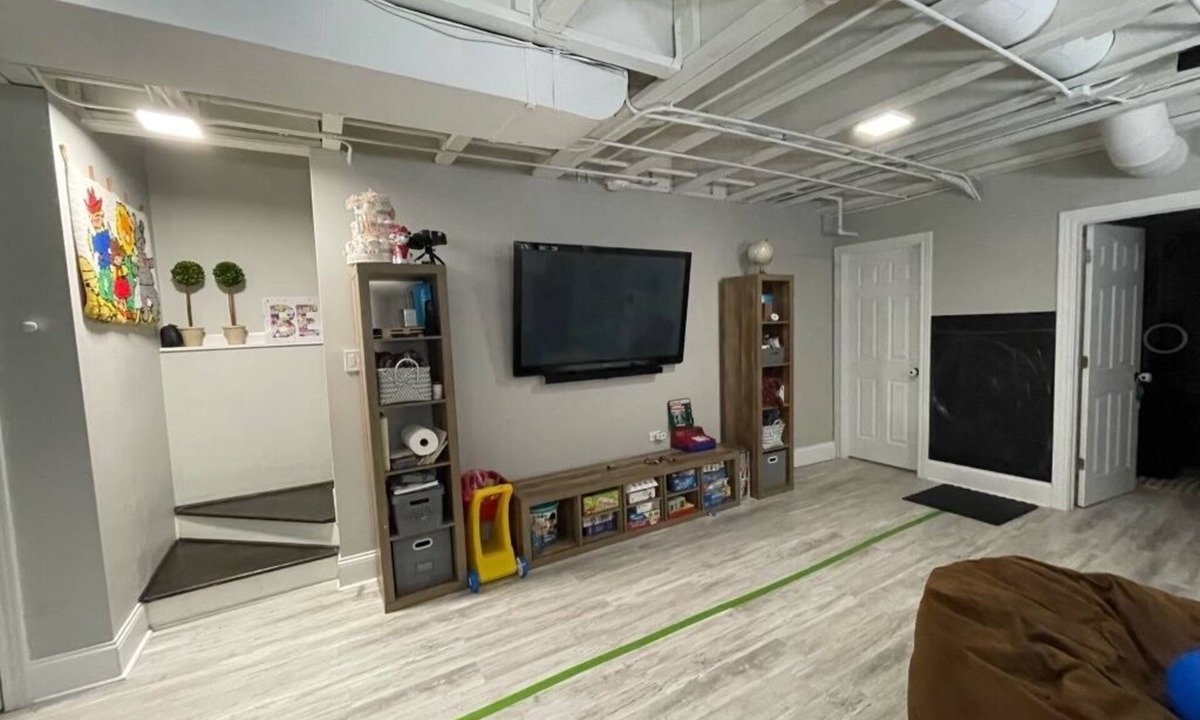 Lake Meadows House | Beautiful Bronzeville Home with Gym & Yard