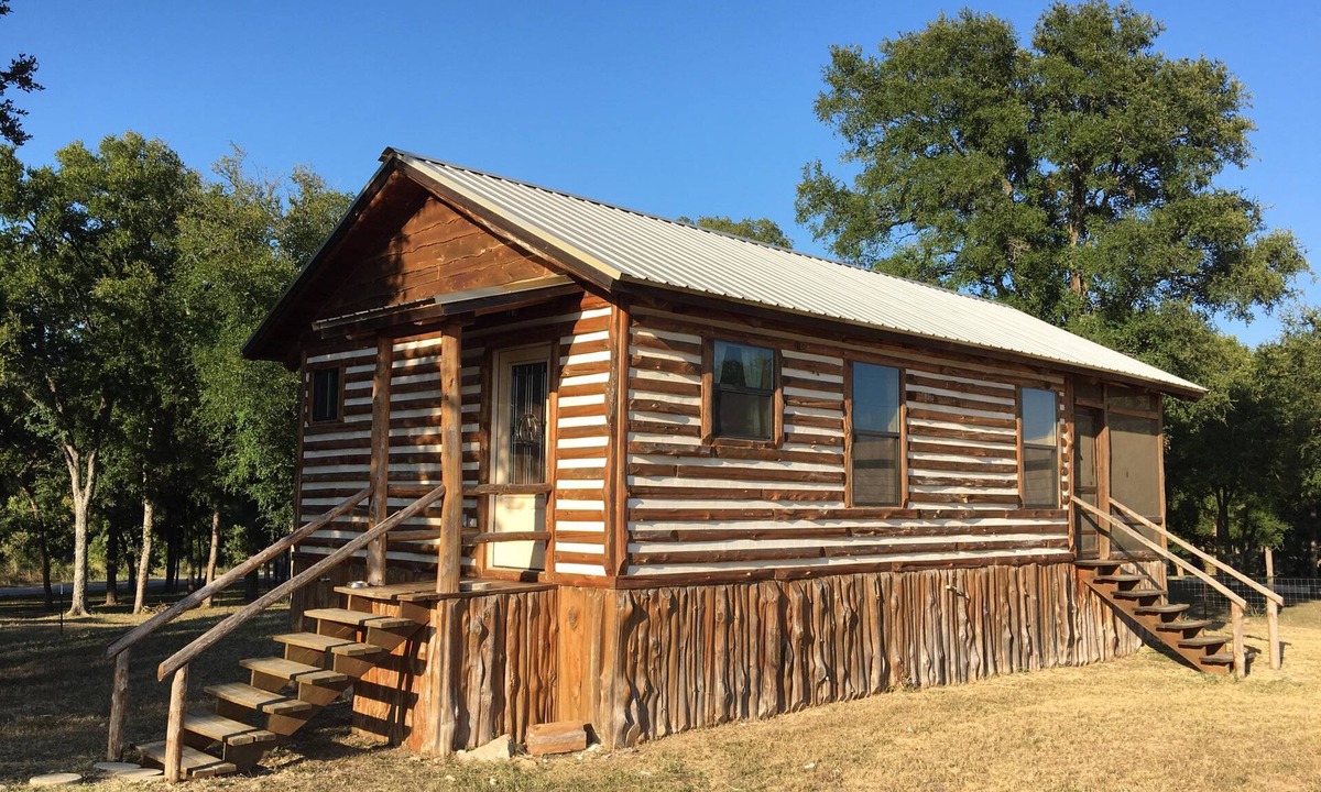 Prairie Lea Cabin | Beautiful Cabin on the San Marcos River at Son's Blue River Camp! - L1