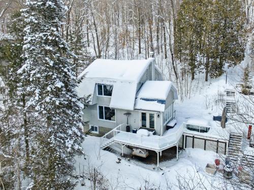 Stanstead Township Ski Chalet | Beautiful Chalet Magog