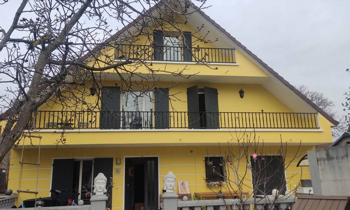Colombes House | Beautiful Chalet-style house. 10 min from Paris