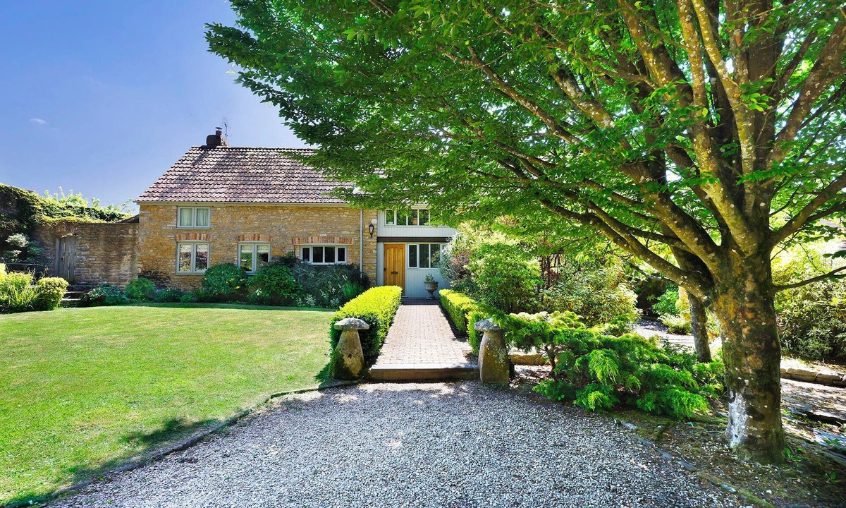 Blackford House | Beautiful Converted Barn in Bruton, Somerset