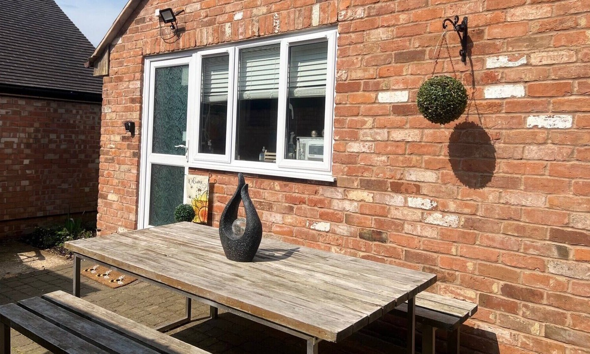 Maisemore House | Beautiful Cotswold Bungalow