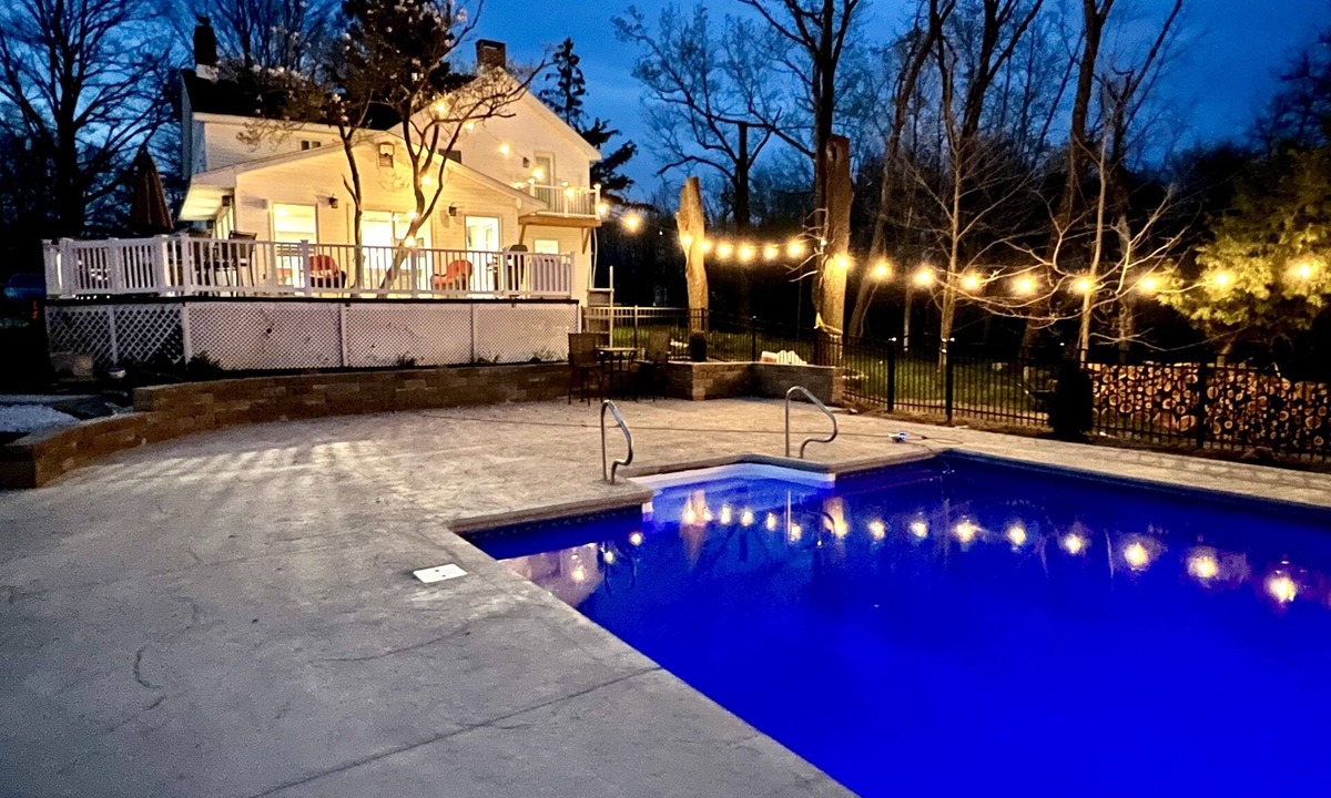 Pine Bush House | Beautiful country house with game room
