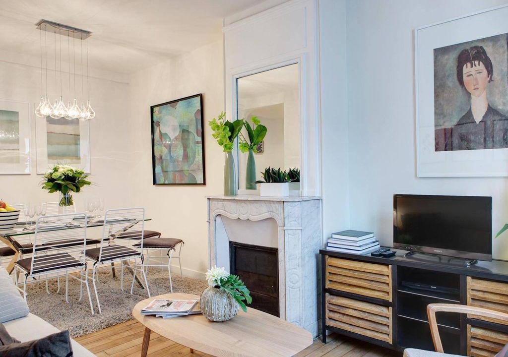 4th Arrondissement House | Beautiful Fabulous Apartment in Marais, 2 Bedrooms, 4E Arr., Sleeps 6, REFPAR104009