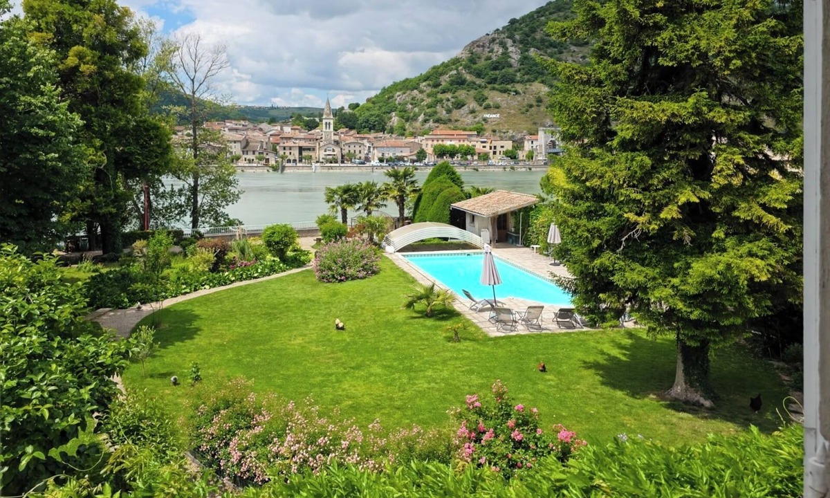 Andancette House | Beautiful family home, with private pool on the banks of the Rhone