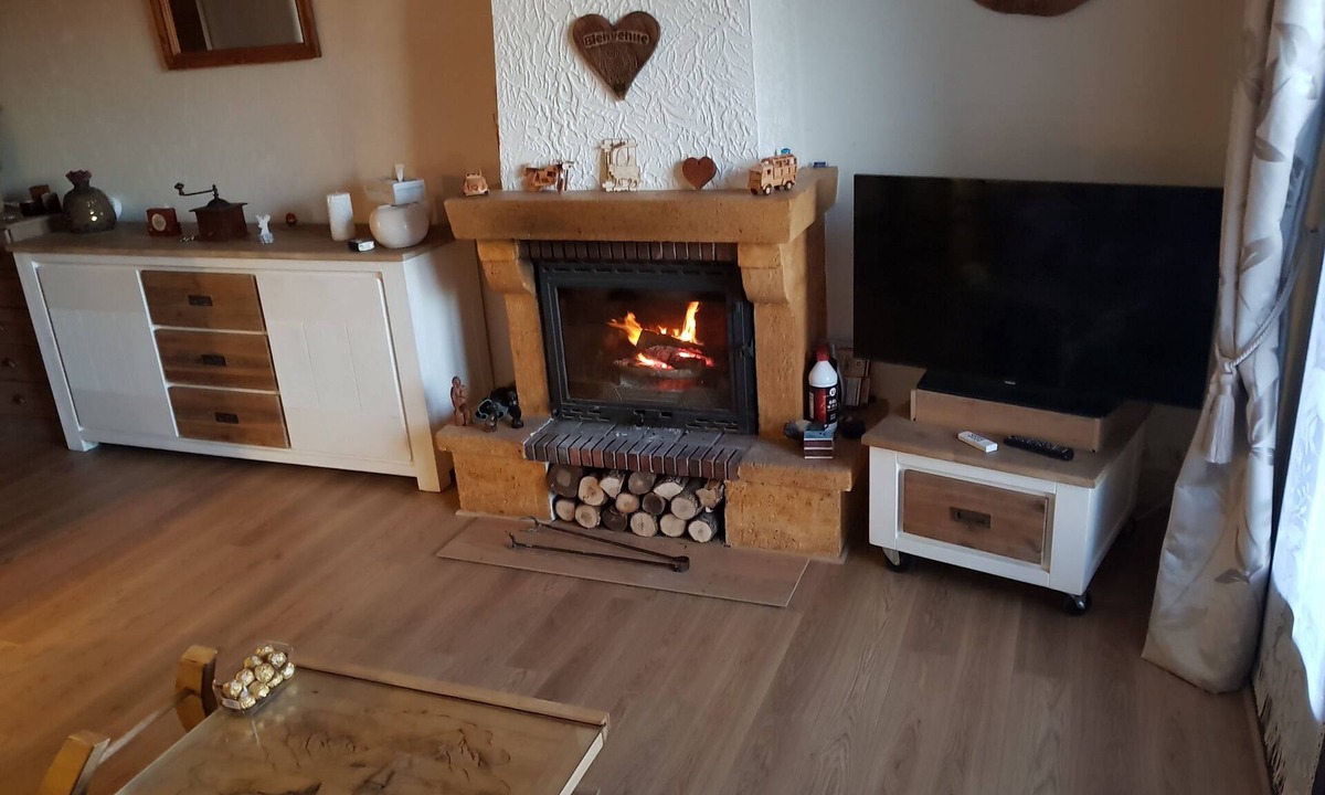 Greolieres les Neiges Apartment | Beautiful studio renovated 30 m2 with fireplace