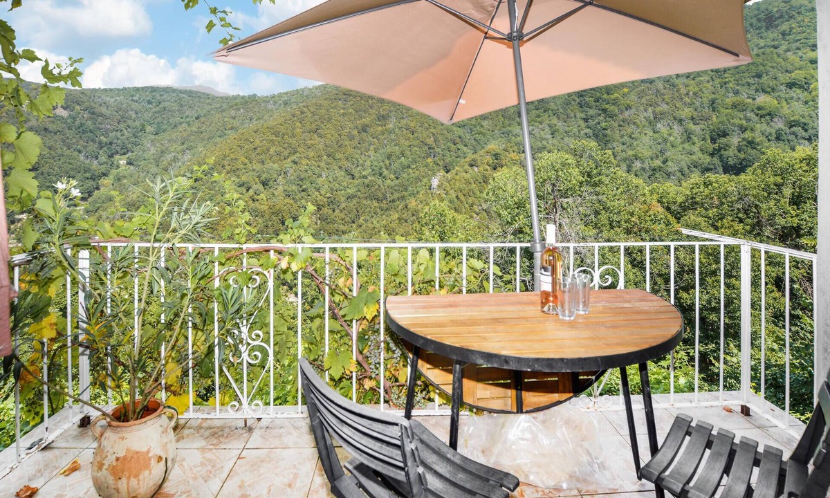Sant'Andrea-di-Bozio Apartment | Beautiful apartment in Sant Andrea di Bozio