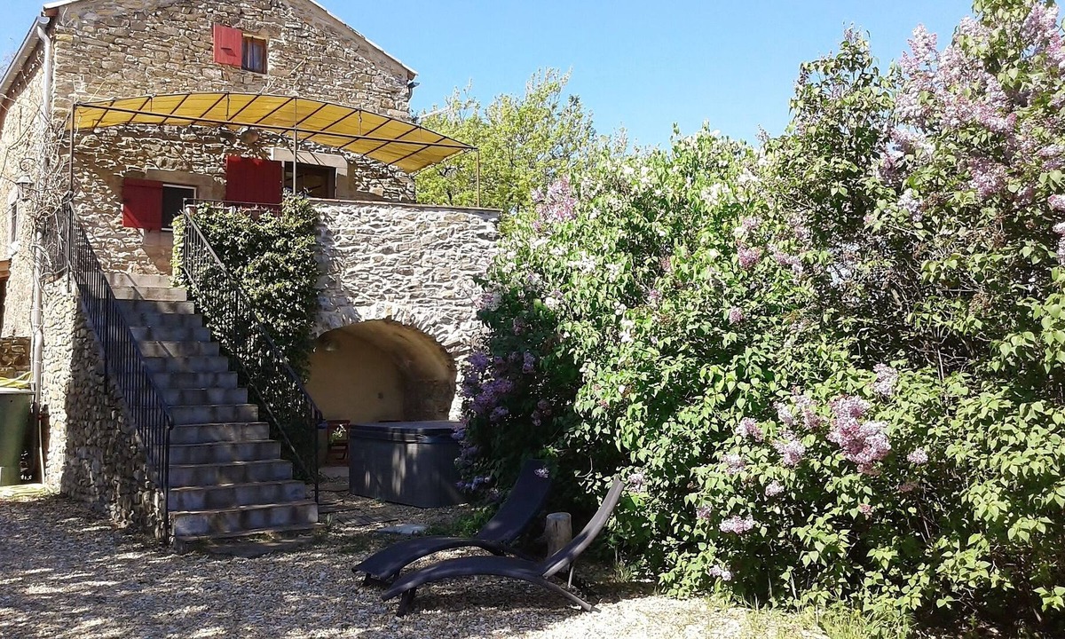 Saint-Bres Other | Beautiful gite with sauna and jacuzzi