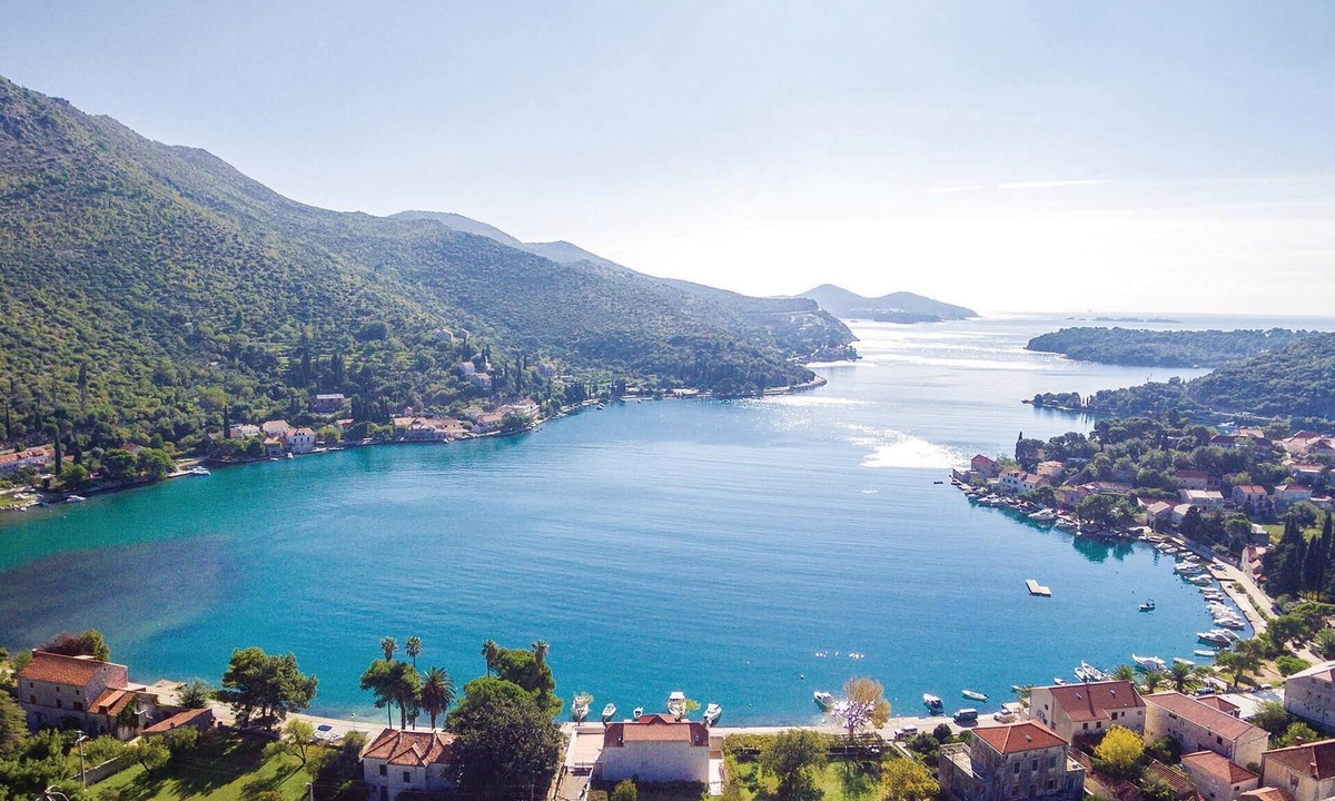 Zaton House | Beautiful holiday home with pool and fantastic views for an unforgettable holiday.