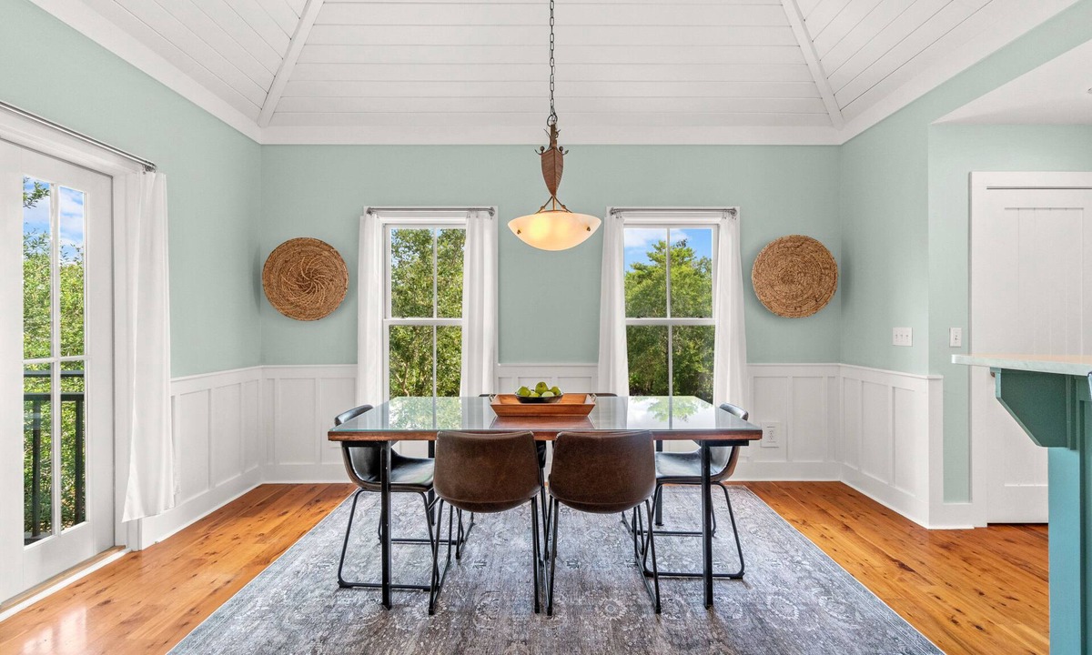 Seacrest House | Beautiful home close to pool & beach, close to The Big Chill
