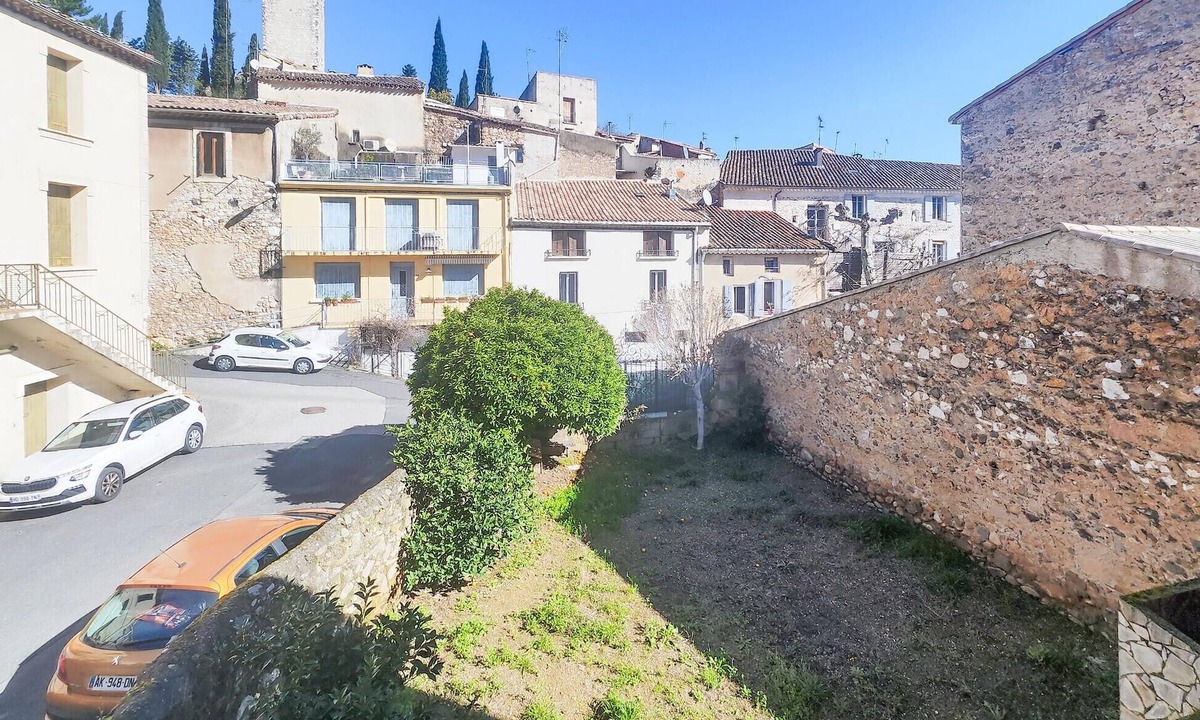 Cessenon-sur-Orb House | Beautiful home in Cessenon sur Orb with WiFi
