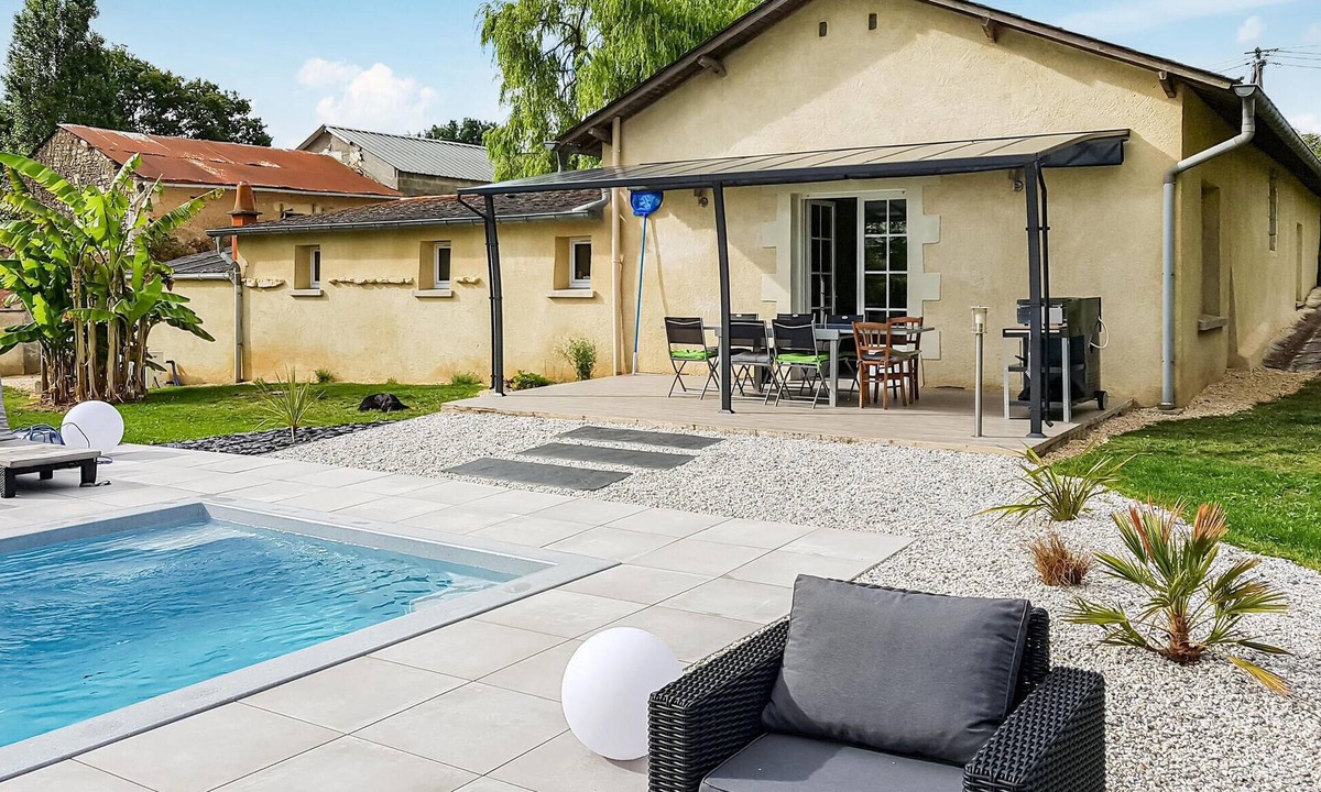 Montreuil-Bellay House | Beautiful home in Montreuil Bellay