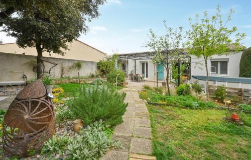 Serignan-du-Comtat House | Beautiful Home In Serignan-Du-Comtat