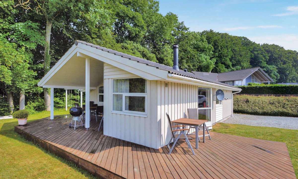 Aabenraa House | Beautiful home in Aabenraa with sauna