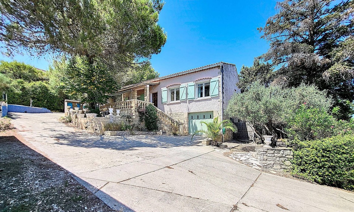 Aramon House | Beautiful home in Aramon