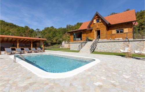 Gospic House | Beautiful Home In Barlete With Sauna