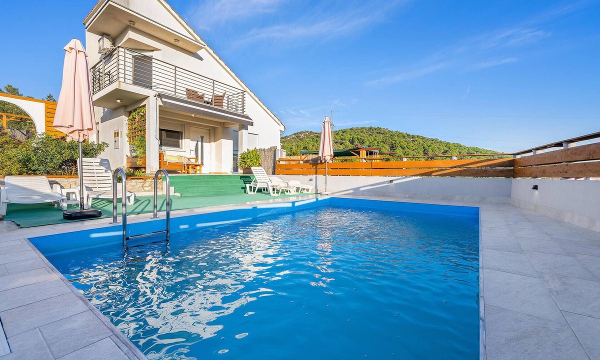 Bilice House | Beautiful home in Bilice